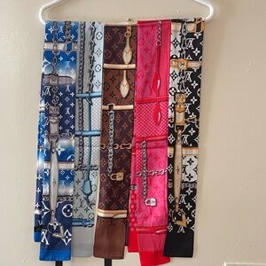 Elegant Patterned Twilly Scarf Set